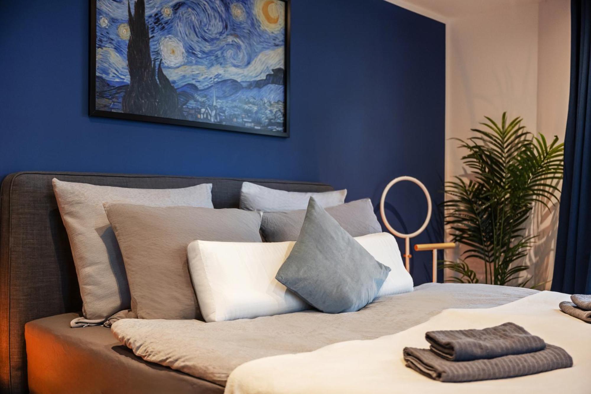 Edler Wohnraum Schlossteich-Suite 3 Sz Mit Zwei Balkonen, Kaffeevollautomat, Kamin, Klima, Lift & Zwei Parkplaetzen Chemnitz Exteriör bild